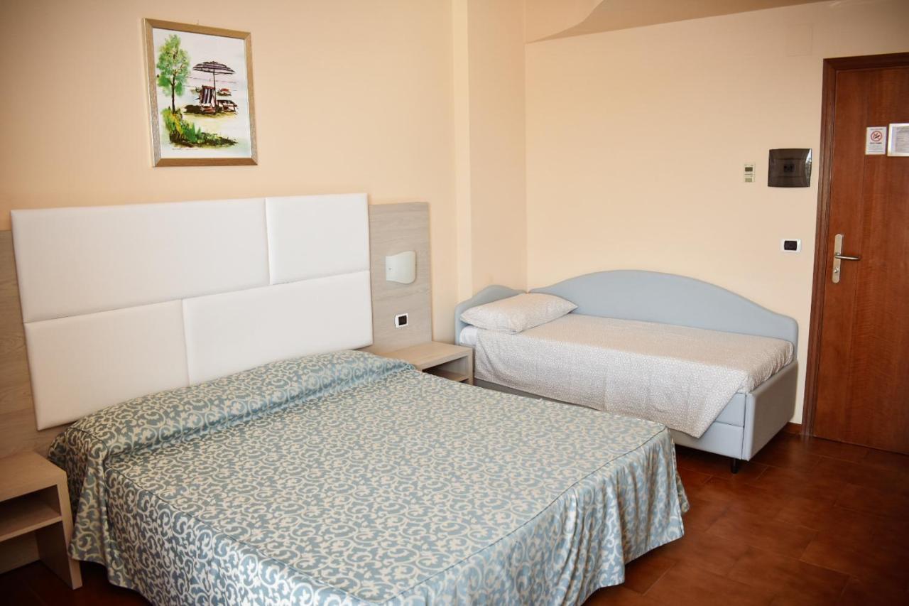 Hotel Costa Verde Tortoreto Εξωτερικό φωτογραφία