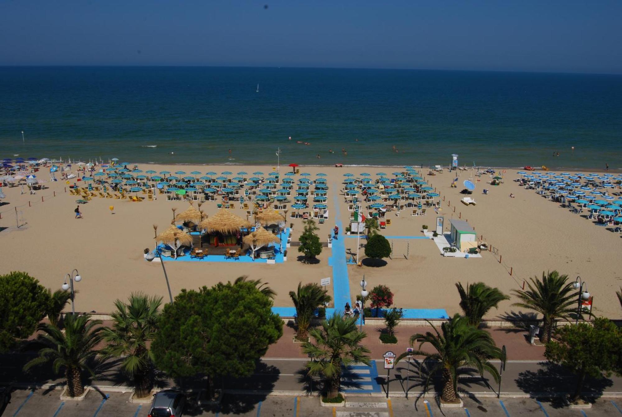 Hotel Costa Verde Tortoreto Εξωτερικό φωτογραφία