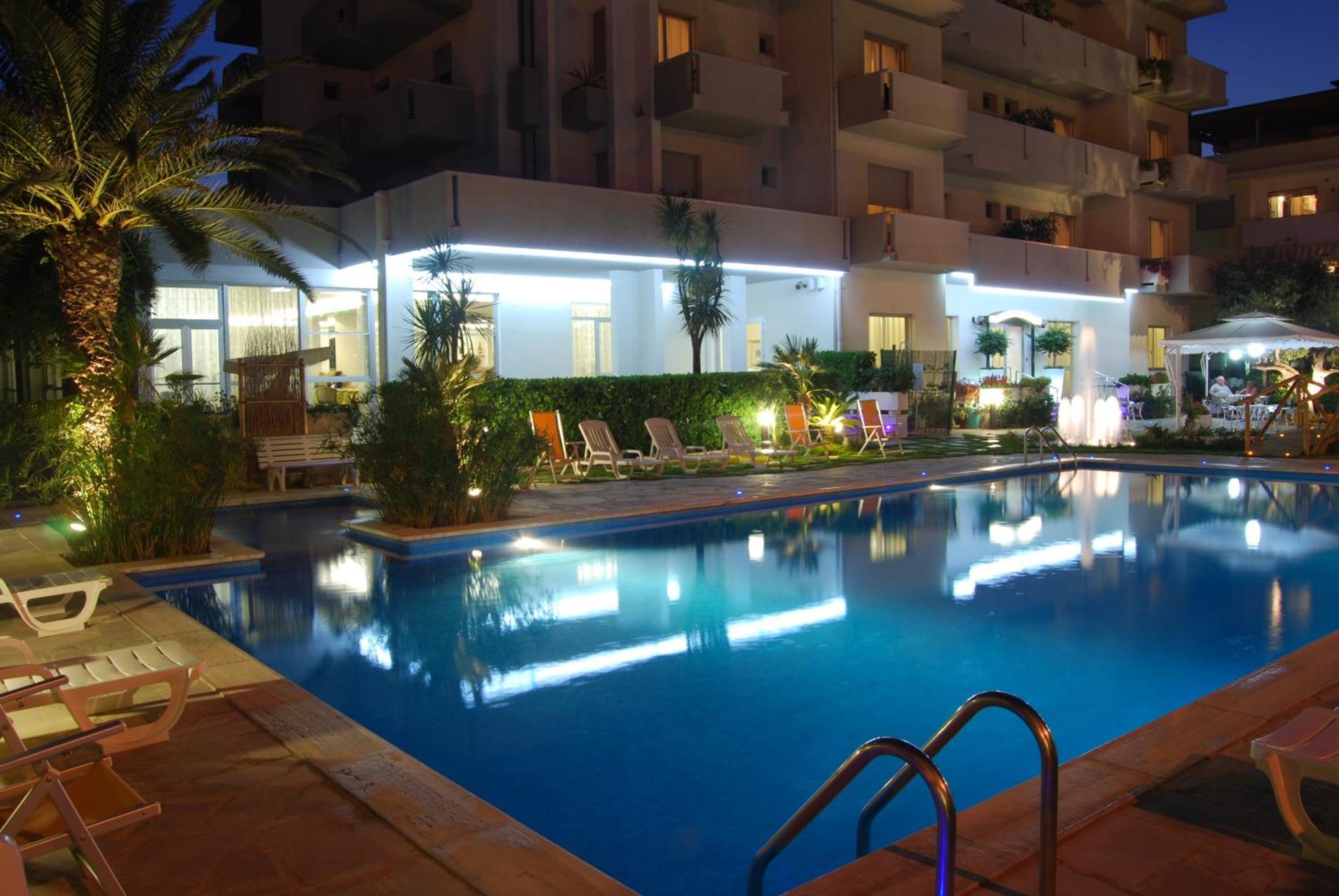 Hotel Costa Verde Tortoreto Εξωτερικό φωτογραφία