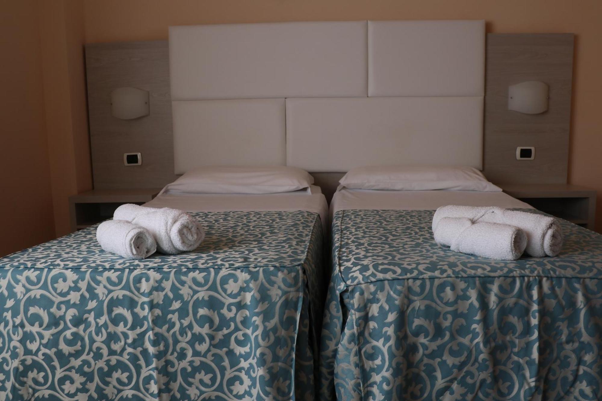 Hotel Costa Verde Tortoreto Εξωτερικό φωτογραφία